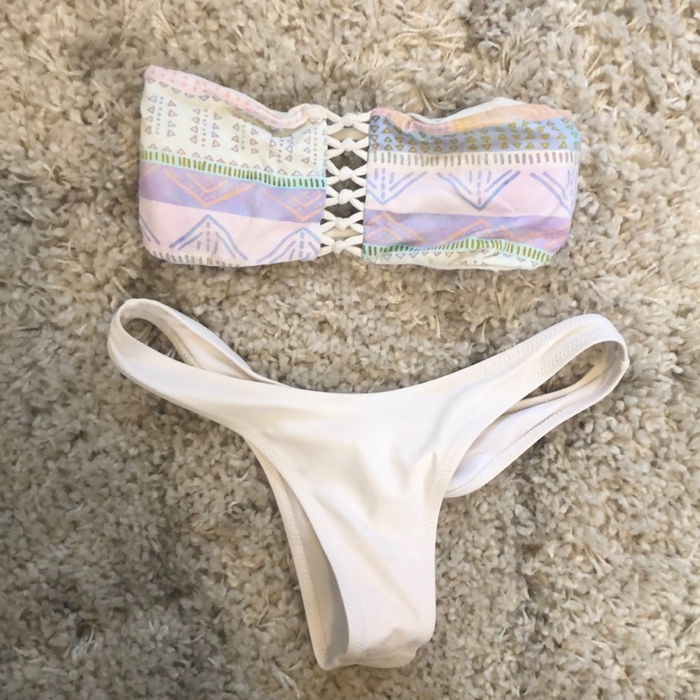 San Lorenzo “Hawaiian Palms” Braided Bandeau Top